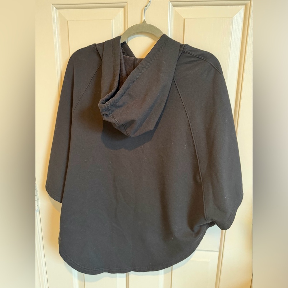 Lauren Ralph Lauren black poncho sweatshirt. Size S/M. EUC - Picture 3 of 5